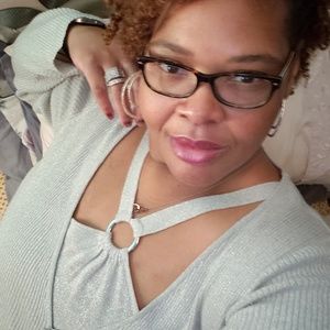 Meet your Posher, Nikki